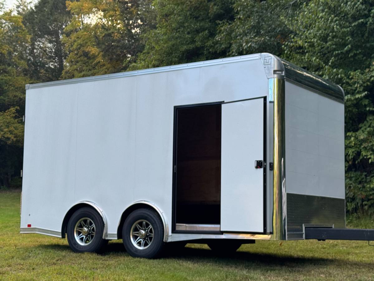 2022 United UXT Enclosed Cargo Trailer | 8.5’x16’, 5200lb Dexter Axles, photo 5