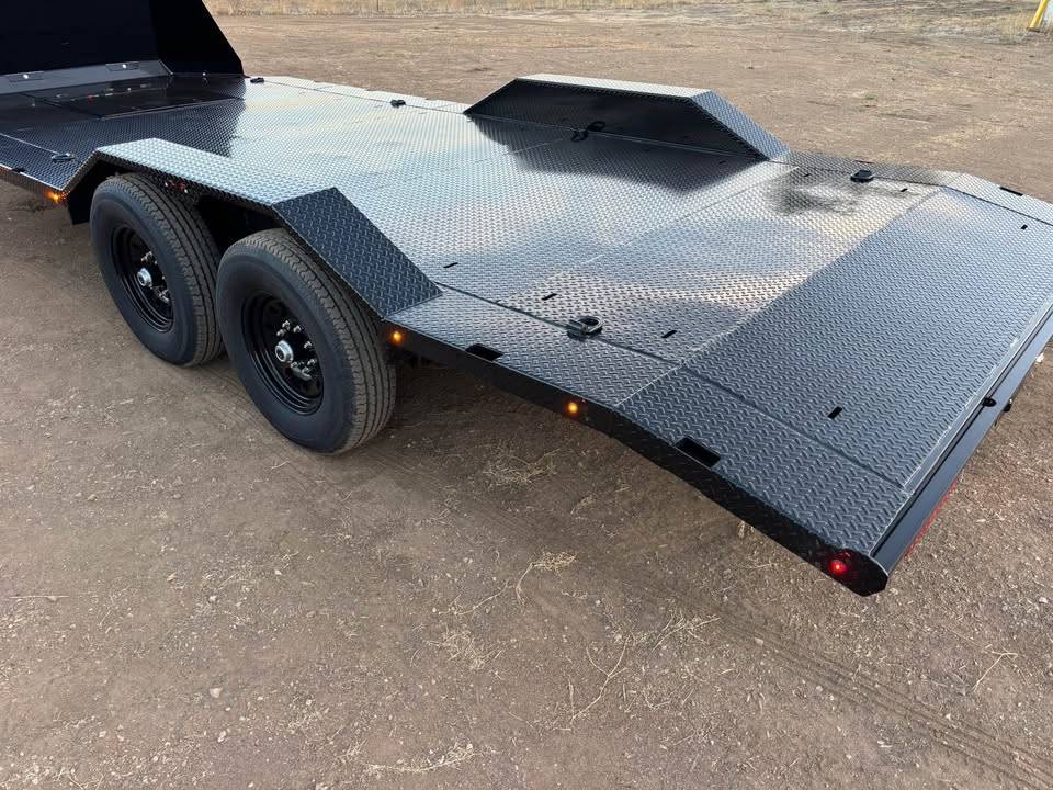 2026 Veqor 20' 14K Car Hauler – 12K Winch – Drive Over Fenders, photo 2