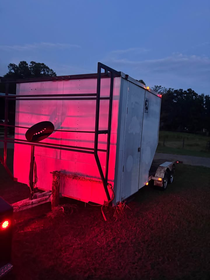 Race car trailer, photo 8