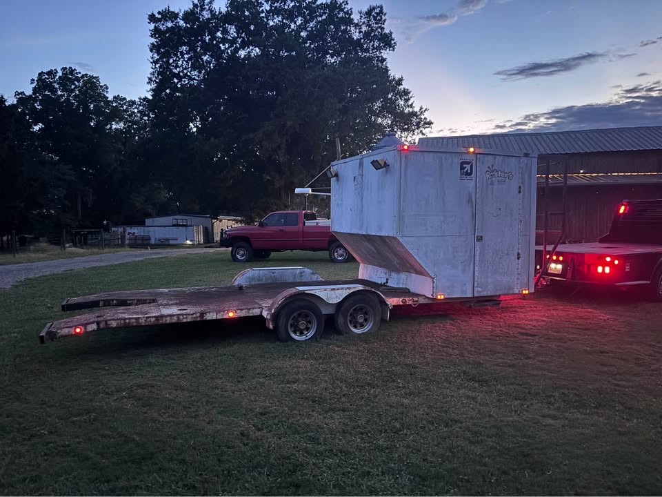Race car trailer, photo 10