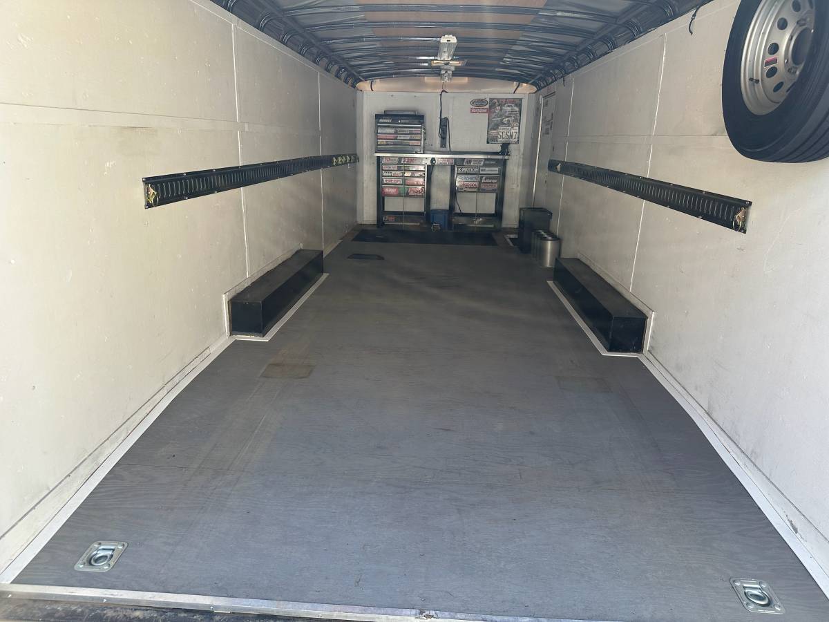 Race car enclosed trailer, photo 3