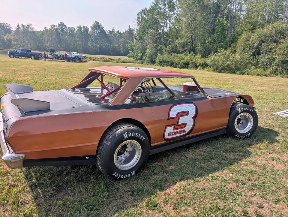 Vintage Rumble winner on IMCA modified chassis