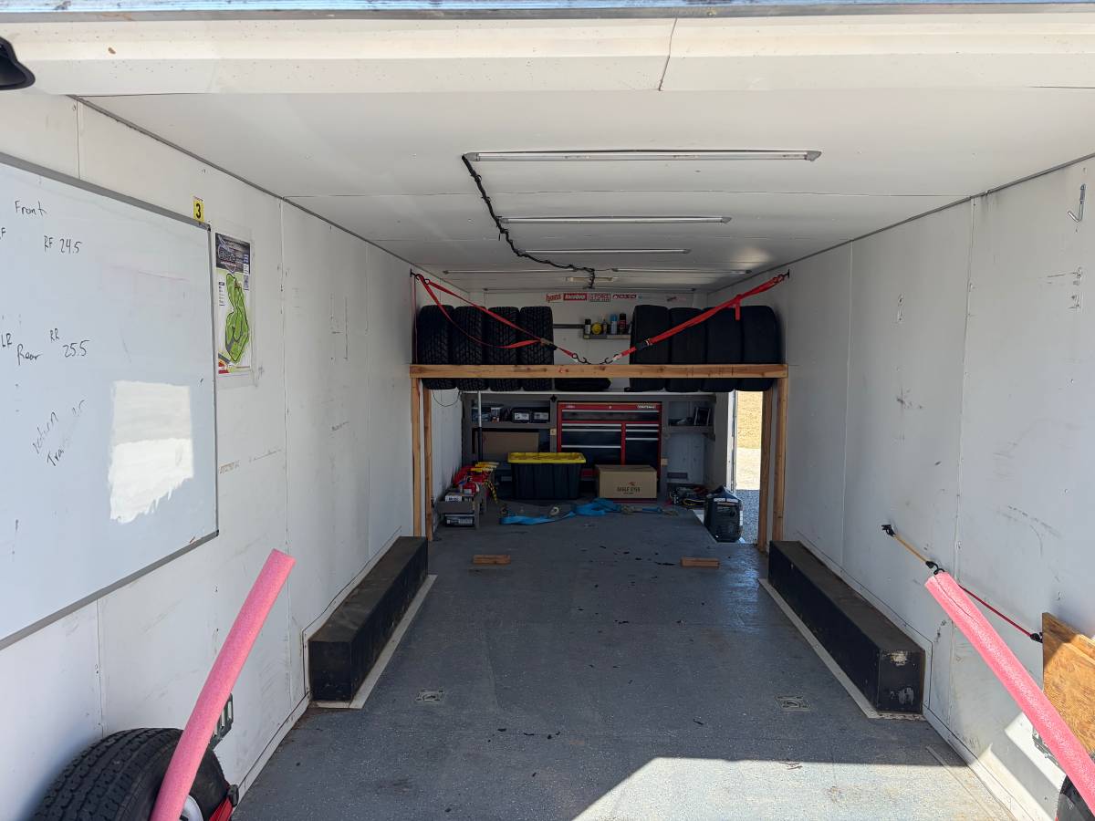 24’ Car carrier / Race Car Trailer, photo 7